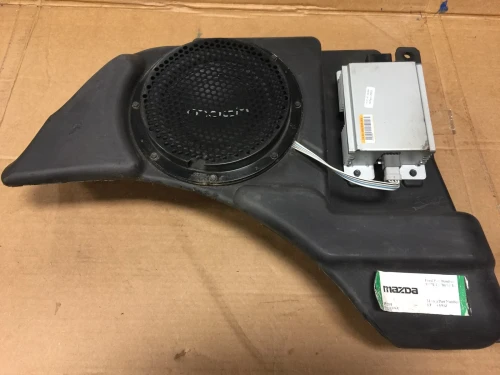2005-2007 Mazda Tribute EF206696Z Used OEM Audio Amplifier