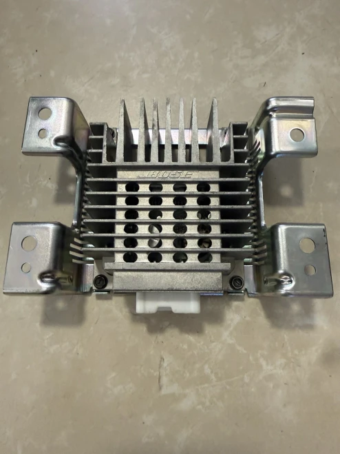 2008-2013 Infiniti G37 28060JL02A Bose Used OEM Audio Amplifier