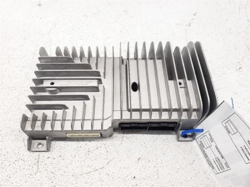 Infiniti M37 Bose Used OEM Audio Amplifier
