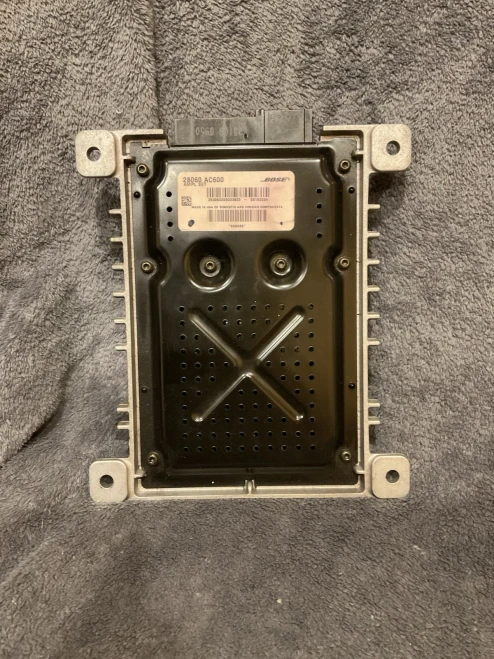 Infiniti G35 Bose Used OEM Audio Amplifier