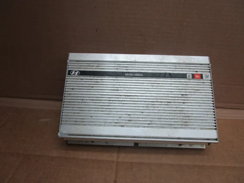 2007-2012 Hyundai Santa Fe 963002B820 JBL Used OEM Audio Amplifier