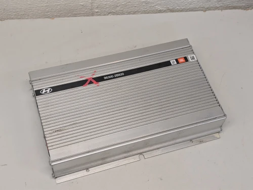 2007-2009 Hyundai Santa Fe 963002B820 JBL Used OEM Audio Amplifier