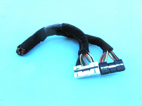 Hyundai Santa Fe 963702W600 Used OEM Audio Amplifier