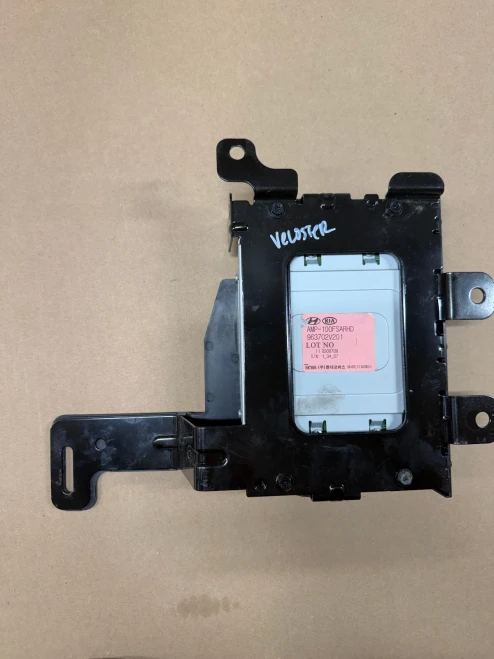 2012-2017 Hyundai Veloster Used OEM Audio Amplifier