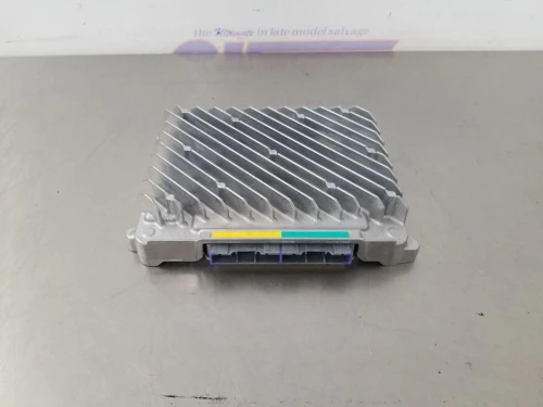 Hyundai Santa Fe 96370P6300 Used OEM Audio Amplifier