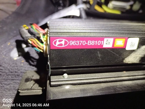 2013-2016 Hyundai Santa Fe 96370B8101 Used OEM Audio Amplifier