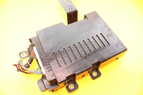 2015-2017 Hyundai Veloster 963702V081 Dimension Used OEM Audio Amplifier