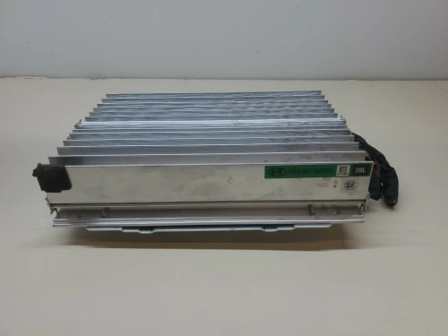 2011-2015 Hyundai Azera 963703V202 JBL Used OEM Audio Amplifier