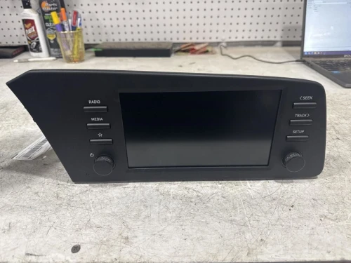 2024-2025 Hyundai Elantra 96370AA600 Used OEM Audio Amplifier