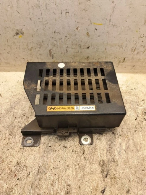 2019 Hyundai Kona Used OEM Audio Amplifier