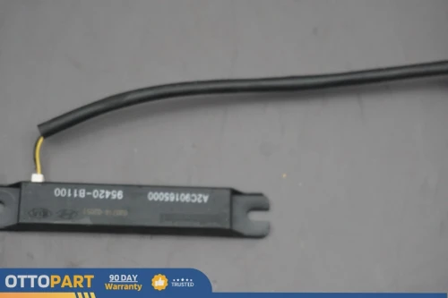 2011-2016 Hyundai Genesis 8LANTENNA 954203K200 Used OEM Audio Amplifier