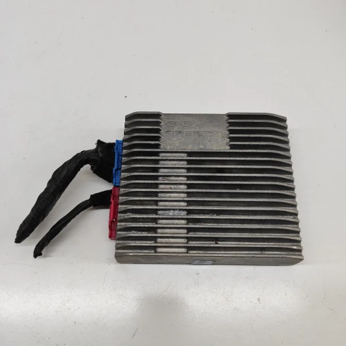 Hyundai Kona 96370J9500 Used OEM Audio Amplifier