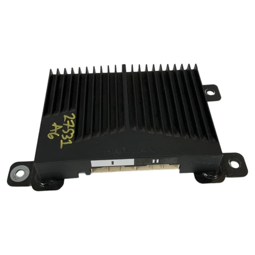 2020-2021 Kia Soul 96370K0200 Used OEM Audio Amplifier