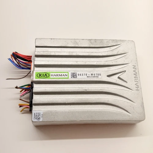 2020 Kia Forte 96370M7200 Used OEM Audio Amplifier