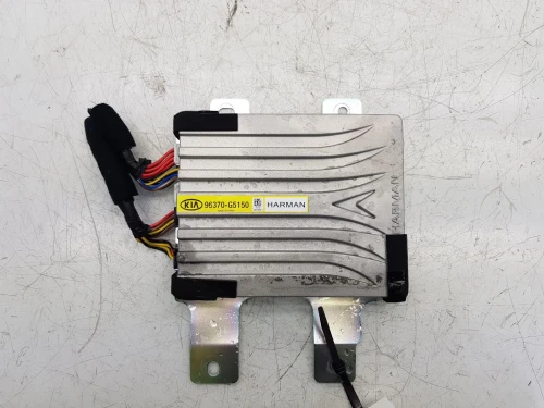 2019 Kia Niro 96370G5150 Used OEM Audio Amplifier