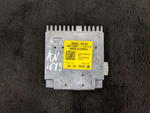 Kia Niro 96390G5100 Hybrid Used OEM Audio Amplifier