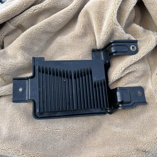 2023-2024 Kia Telluride 96370S9200 Used OEM Audio Amplifier