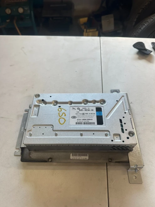 2013-2019 Jaguar XJ BJ3219C164AG Meridian Used OEM Audio Amplifier