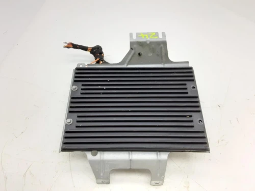 2009 Jaguar XF 6H5218C808AG Used OEM Audio Amplifier