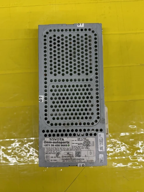 2013-2020 Lexus ES300h 8628033190 Pioneer Used OEM Audio Amplifier