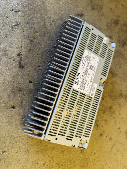 2010-2012 Lexus IS350 8628053150 Pioneer Used OEM Audio Amplifier
