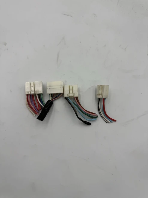 2010-2012 Lexus IS250 8628053140 Pioneer Used OEM Audio Amplifier