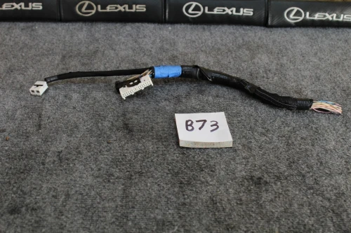 Lexus IS250 8628053190 Used OEM Audio Amplifier