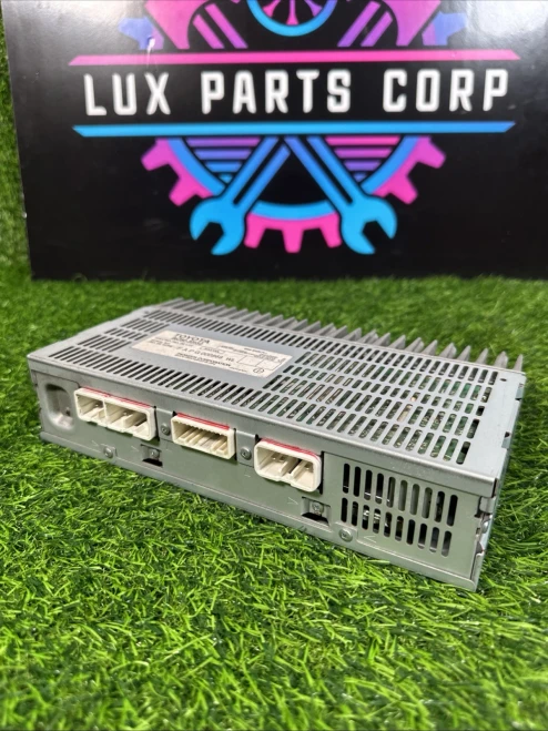 2007-2011 Lexus GS450h 8628030550 Pioneer Used OEM Audio Amplifier