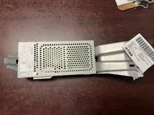 Lexus LS460 8628050350 Used OEM Audio Amplifier