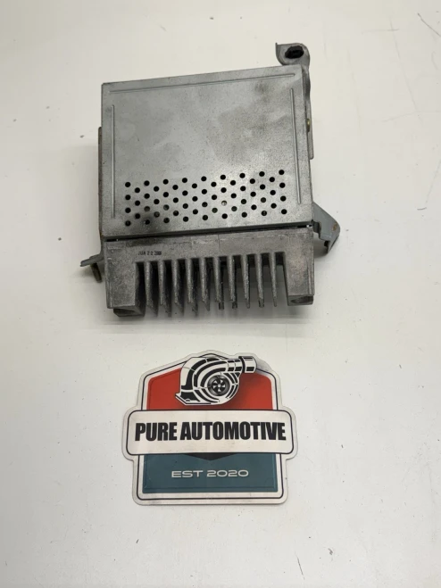 2001 Lexus IS300 Used OEM Audio Amplifier