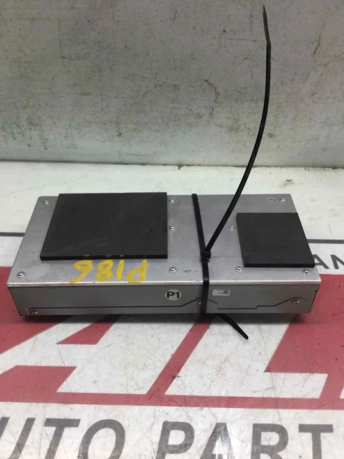 Lexus LS460 8628050310 Used OEM Audio Amplifier