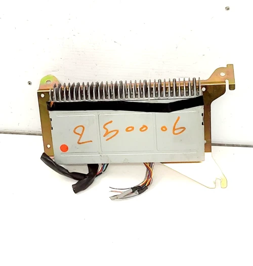 2001 Lexus 8610048050 Pioneer Used OEM Audio Amplifier