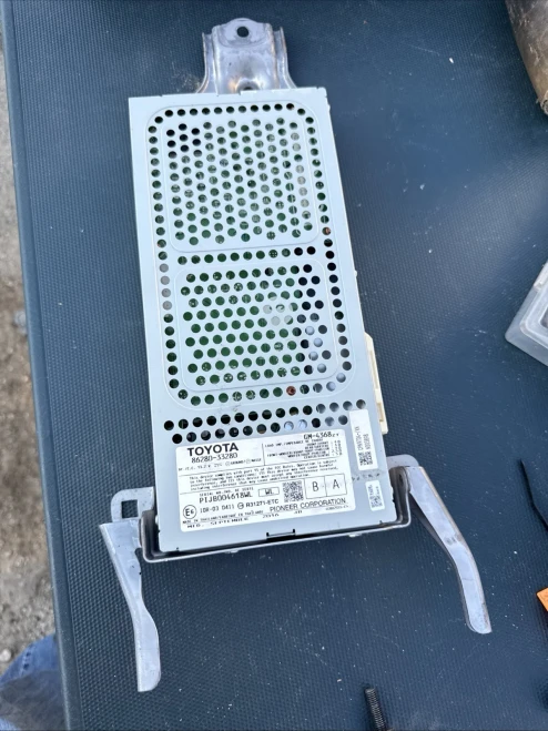2017-2018 Lexus ES350 Used OEM Audio Amplifier