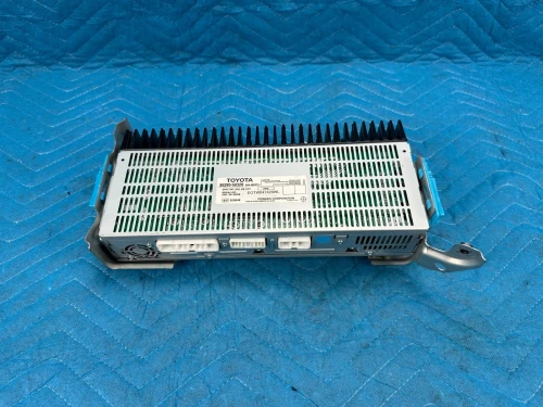 2004-2006 Lexus LS430 8628050320 Used OEM Audio Amplifier