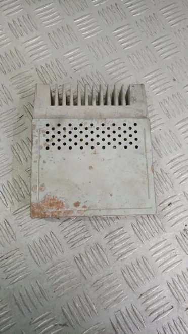 Lexus 8628053040 Used OEM Audio Amplifier