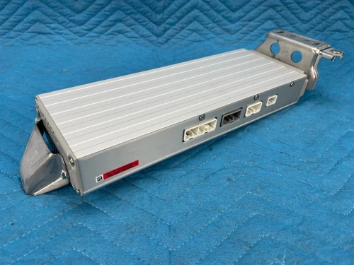 2010-2012 Lexus LS460 862800W700 Used OEM Audio Amplifier