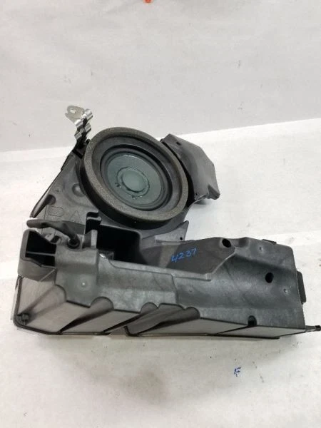 2013 Lexus CT200h Used OEM Audio Amplifier