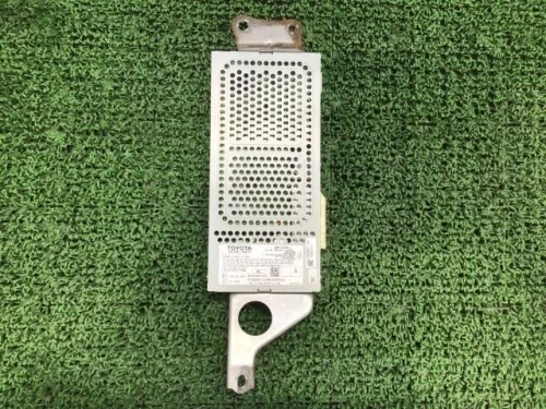 Lexus 8628030670 Pioneer Used OEM Audio Amplifier
