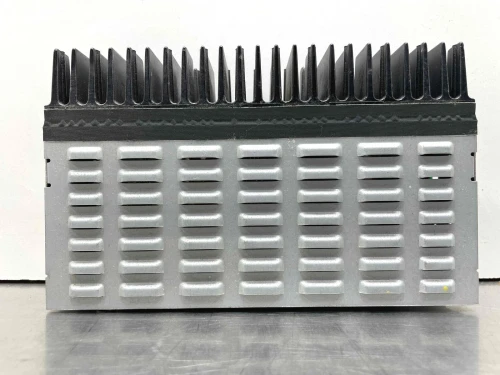 2006 Lexus RX400h 8610048070 Pioneer Used OEM Audio Amplifier