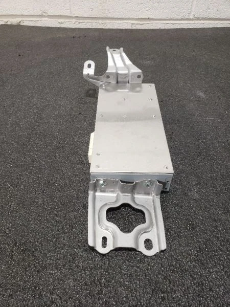 2018-2019 Lexus RX350L 8628048281 Used OEM Audio Amplifier