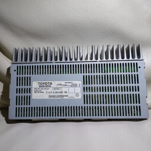 Lexus GS450h 8628030550 Used OEM Audio Amplifier