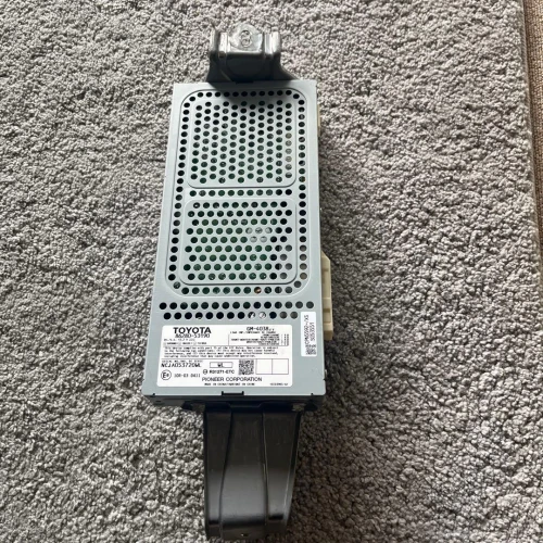 Lexus 8628053190 Used OEM Audio Amplifier