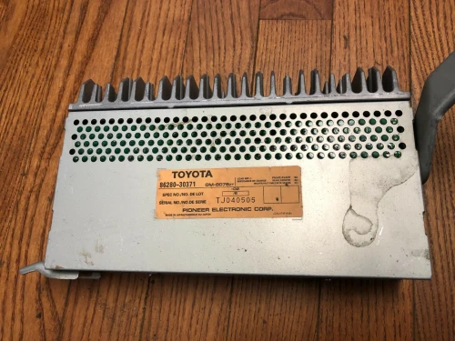 2000-2001 Lexus GS300 8628030371 Pioneer Used OEM Audio Amplifier