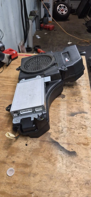 2003-2009 Toyota 4Runner 861500W040 JBL Used OEM Audio Amplifier