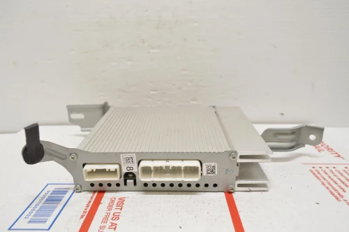 2006-2008 Toyota Solara 8628006070 Used OEM Audio Amplifier