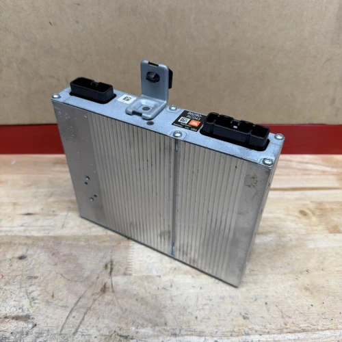 2000-2004 Toyota Avalon 86280AC043 JBL Premium Audio Used OEM Audio Amplifier