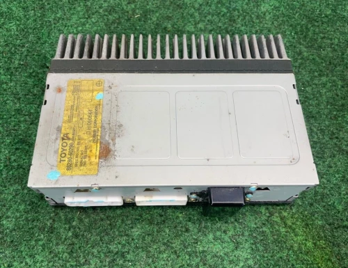 2003-2006 Toyota 8628060290 Pioneer Used OEM Audio Amplifier