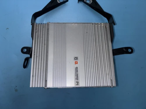 2010-2012 Toyota Prius Used OEM Audio Amplifier