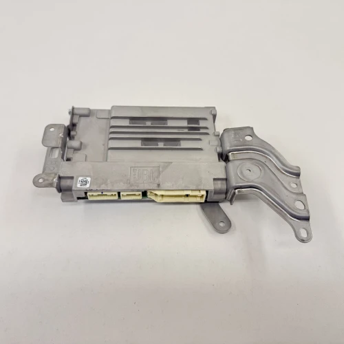2023-2026 Toyota Prius 8628047120 JBL Used OEM Audio Amplifier