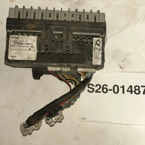 1992-1996 Toyota Camry Used OEM Audio Amplifier